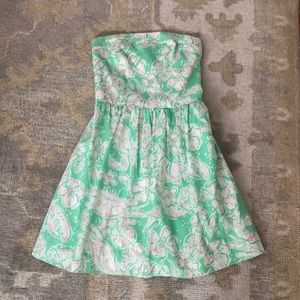Adorable girls lily Pulitzer strapless dress.